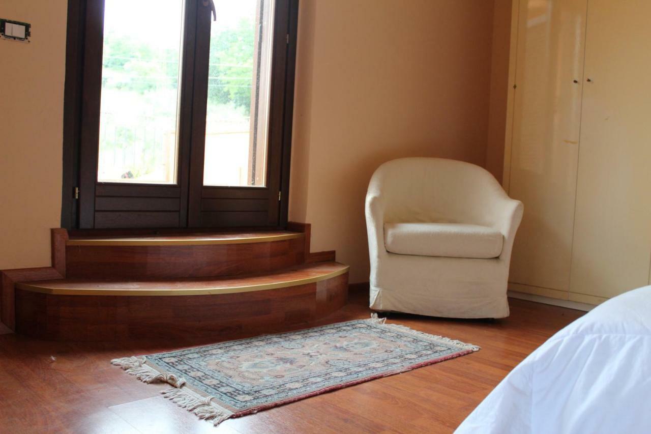 Villa Sarno Montesilvano Marina Екстериор снимка